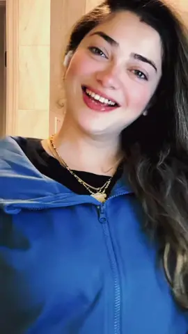 Baat joh hai ush main,, woh yaha kisi main nahi hai,..🫵🤷‍♀️#mdgandhi1019 #ownvoice #foryou #foryourpage 