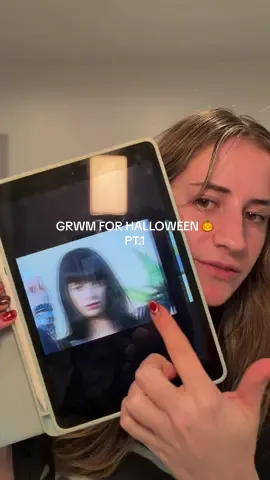 Happy halloween!!! #fyp #halloweencostume #makeuptutorial #grwm #hangwith @Patrick Ta Beauty @NYX Professional Makeup @Huda Beauty @Hourglass Cosmetics @Anastasia Beverly Hills @Milani Cosmetics @James Charles @elfcosmetics 