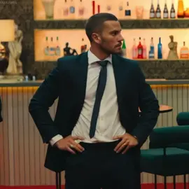 quero um profeta pra mim 🧎‍♀️‍➡️ • • • • • • #osdonosdojogo  #fyy  #andrelamoglia  #melmaia  #fyy @André Lamoglia 