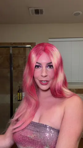 oscarrr???  #halloweencostume #lolasharktale #sharktale #halloweenlook 