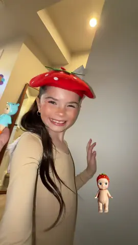 she's just the coolest 8 year old ever 🍓🪽 #halloweencostume 