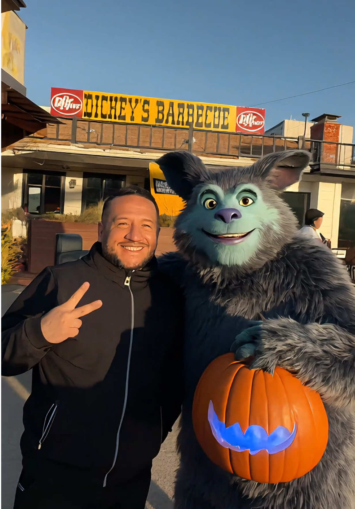 Let’s go trick or treating #4upage #foryourpage #foryoupage #halloween 