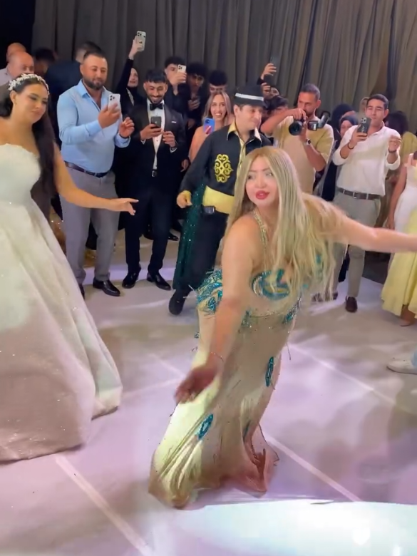 #بوسي #وحش_المجره  #ملبن_مصر💃🔥 #افراح_الراقصة_بوسي #بسبوسة_بالقشطة 