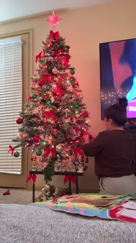 Total mañana empieza  navidad vos 😊😊