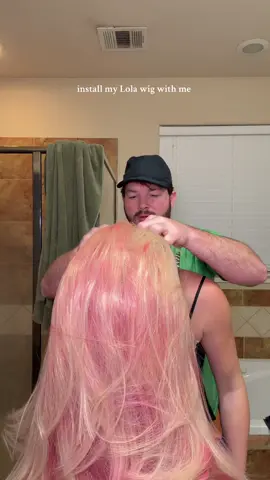 thank god for boyfriends..and makeup wipes  #lolasharktale #sharktale #halloweencostume #diywig #halloweenlook 