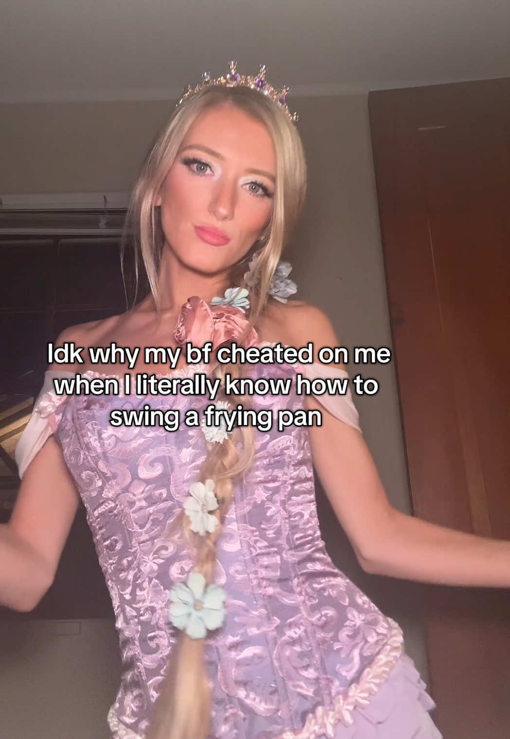 What do I do? 😭 #cheating #tinder #cheater #narcissist #messytok