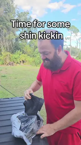 Steeltoe, affordable and slip on? Yes plz! #workshoe#steeltoe#workboots #tiktokshopcreatorpicks #tiktokshopblackfriday 