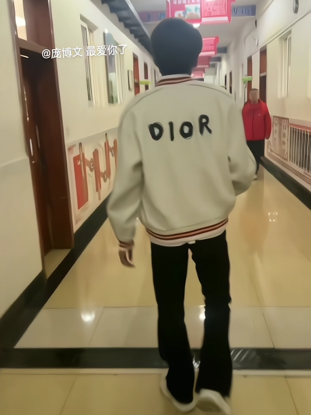 #pangbowen #bangbacvan #pangbowen2004 #庞博文 #pbw 