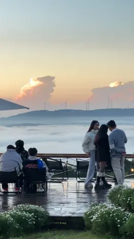 Thật may vì sau tất cả thì mây vẫn còn ở lại đây 🤭 #trendoicomay #tiemcafetrendoicomay #dalat #sanmaygantrungtam #sanmay 