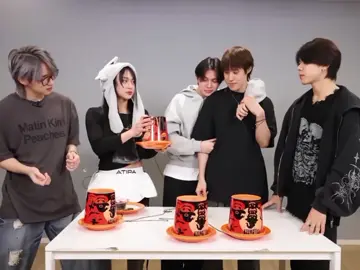 Hong is very relaxed #lyknกินแซ่บเมนูสยอง #hongshihoshi #nnutdan #williamjkp #lego_rapeepong 