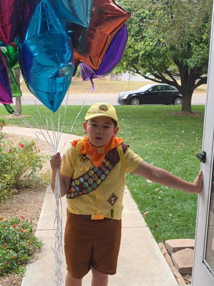 Adventure is out there! 💛🎈 #up #upthemovie #movieup 