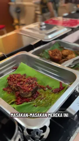 Rumah Makan Khas Pariaman warisan asli keluarga sejak tahun 1950🙌 . 📍Warung Padang Talalok Jl. Kapten A. Rivai, 26 Ilir D Sebrang Hotel Batiqa Palembang .  #makanin #makaninreview #talalok #nasipadangpalembang #kulinerpalembang 