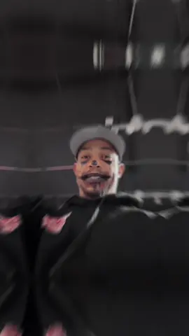 #coupletattoo Halloween tattoo’s @tattoosandpaint @♠️ ♦️ kahlissyquinn @♠️Kahlissy_Quinn♦️ 