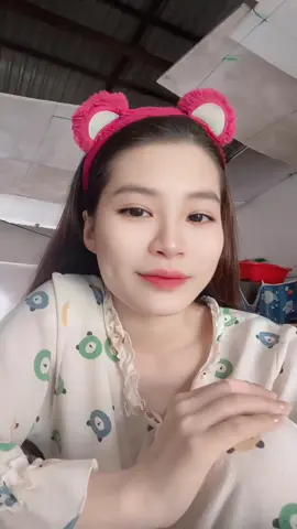 ĐỪNG CÓ Ý ĐỊNH SO SÁNH E VÌ NHỮNG ĐỨA TRƯỚC ĐÂY ĐIỀU BỎ A MÀ ĐI 😂😂🙄....