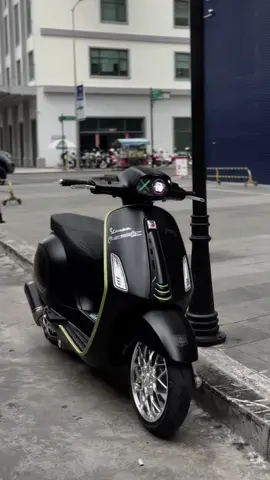 ក្រតែលេខម៉ូតូទេ😊🖤 @Ra Ra @T-Scooter #vespacambodia🇰🇭 #veslegend #RaRa #vespa #CapCut 