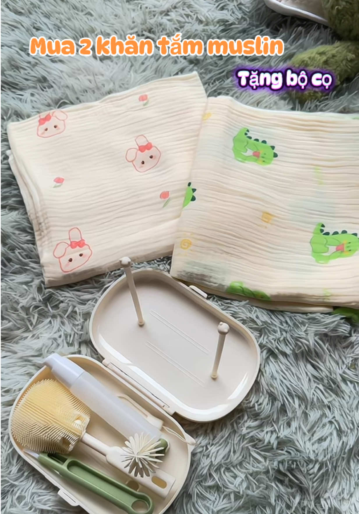 Mua 2 khăn tắm muslin tặng bộ cọ rửa bình sữa cầm tay mang đi sinh#kinhnghiemsamdososinh #landaulamme #khantammuslin4lop 