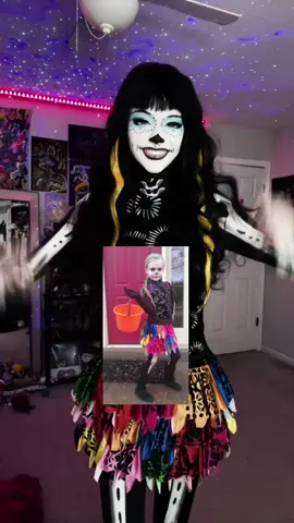 i miss childhood so bad omg i felt so cool #monsterhigh #monsterhighcosplay #skelitacalaveras #cosplay 