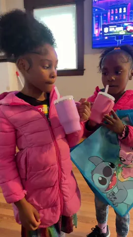 Same Dad different moms sisters♥️🤞🏾🔒🧬 #viral #fyp 