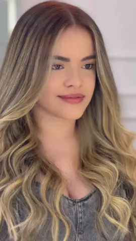 👱🏻‍♀️✨