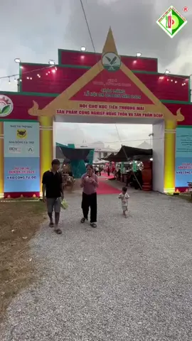 Có qua tham quan thì ghé gian Haii Lýy nhaa #Banhtethaily #datsantracuon #viral #haily #banhtettracuon 