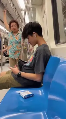 😂😂😂😂 #funny #sg #fyppppppppppppppppppppppp #fyp 