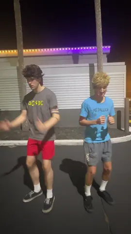 beavis and butthead do halloween #beavisandbutthead #mikejudge #mtv #beavisandbuttheaddoamerica #halloween 