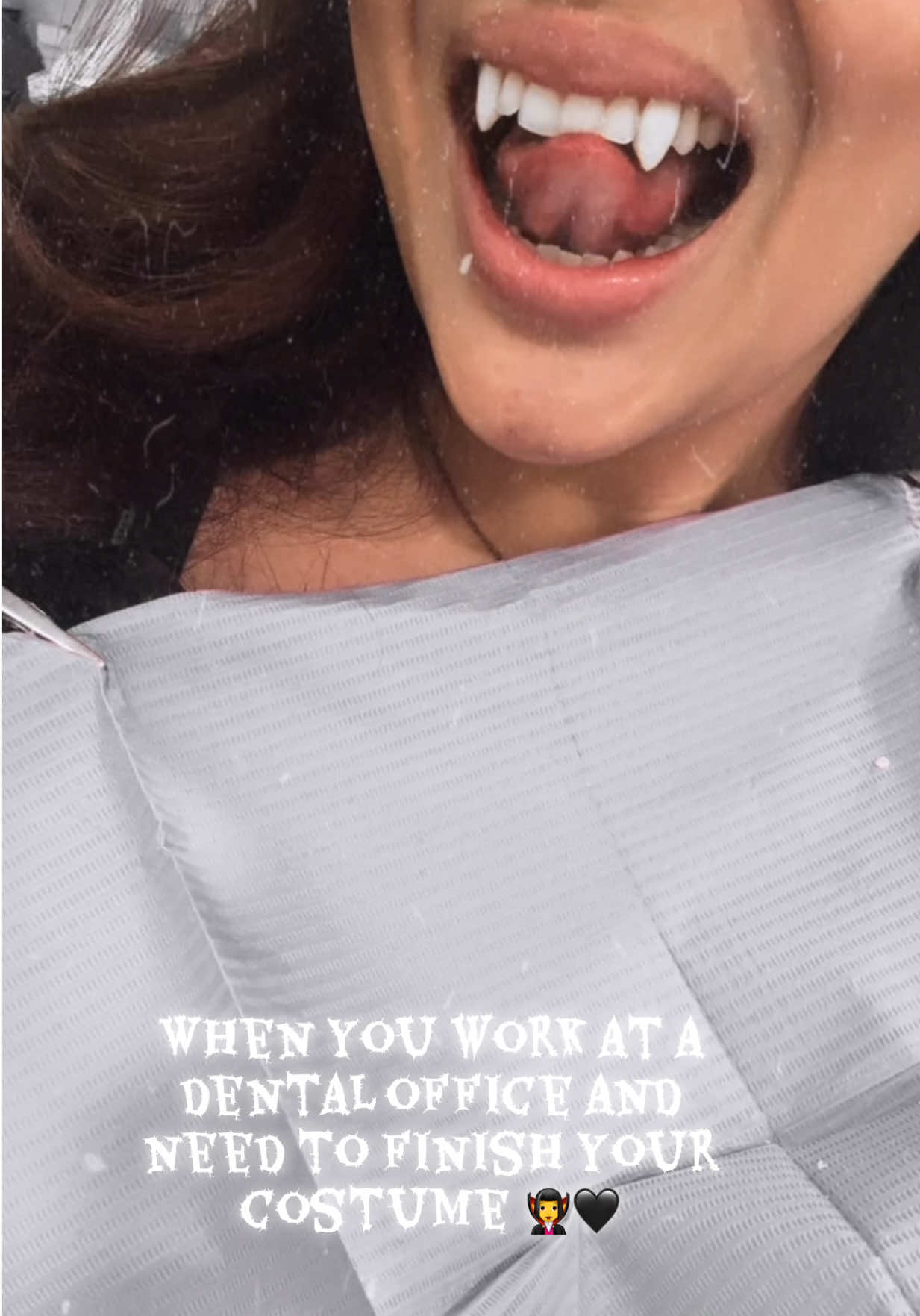 Your the best Bri 😻🖤 #vampire #dental #halloweencostume #vampirediaries 