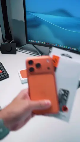 Dapatkan Case Zero One Black iPhone 17, 100% high quality result 📽 Video taken by: @tecnosivar  100% Original at @spigenid distributed and managed by @unitagstore_official 