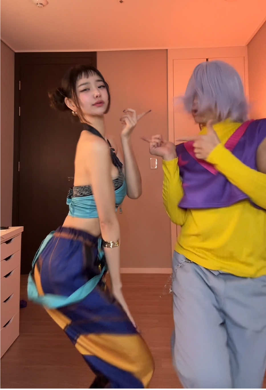 zoey + mystery #halloween #kpopdemonhunters #zoey #cosplay 