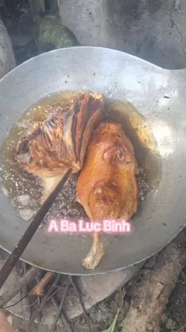 cuối tuần vịt quây chảo nước sốt me thái nha a e😁#abalucbinh63 