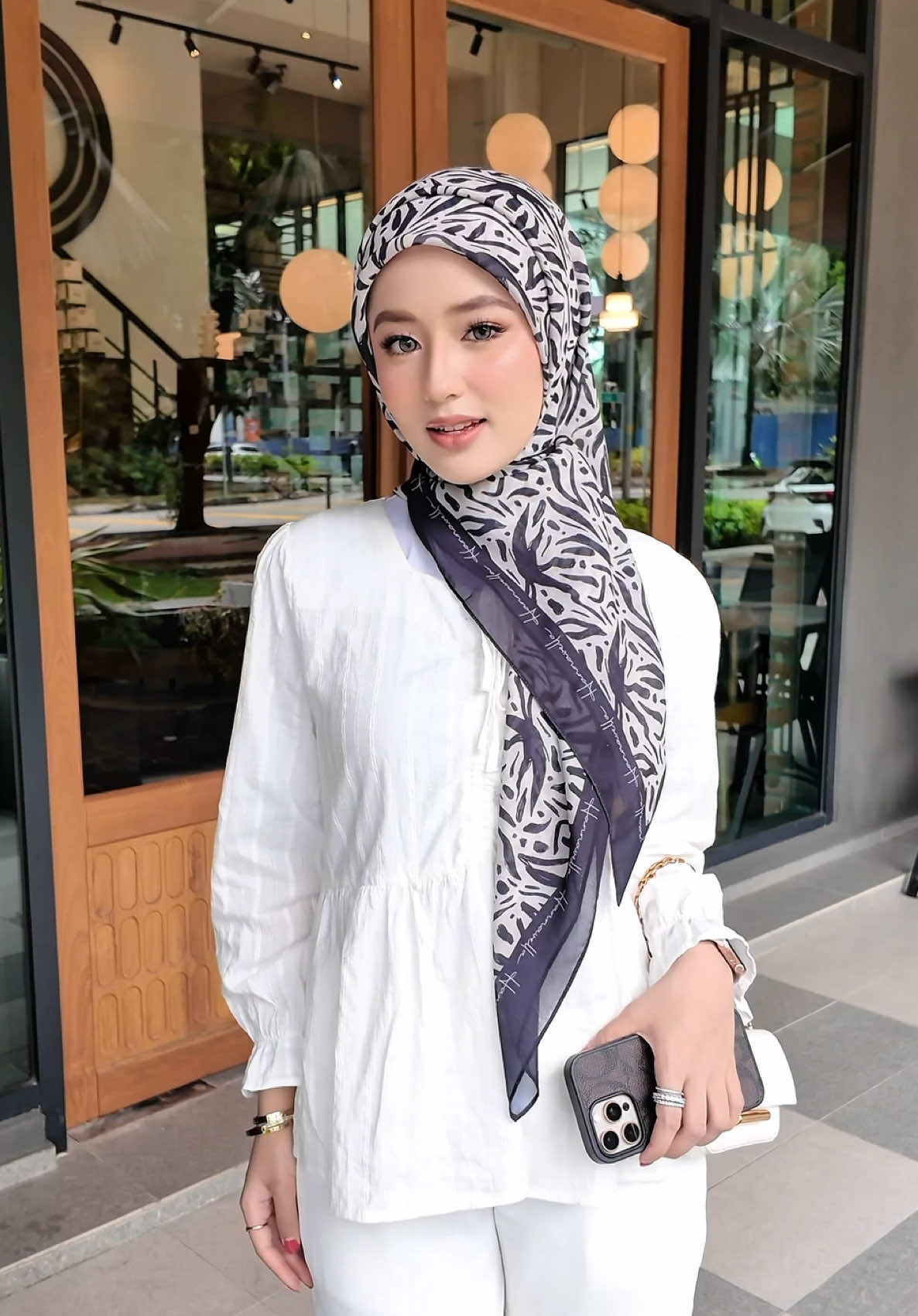 Code Shadow available di bag kuning 😍 Go grab noww!! #fyp #hnnvella #tudunghnnvella 