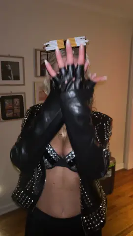 Girls are popping out