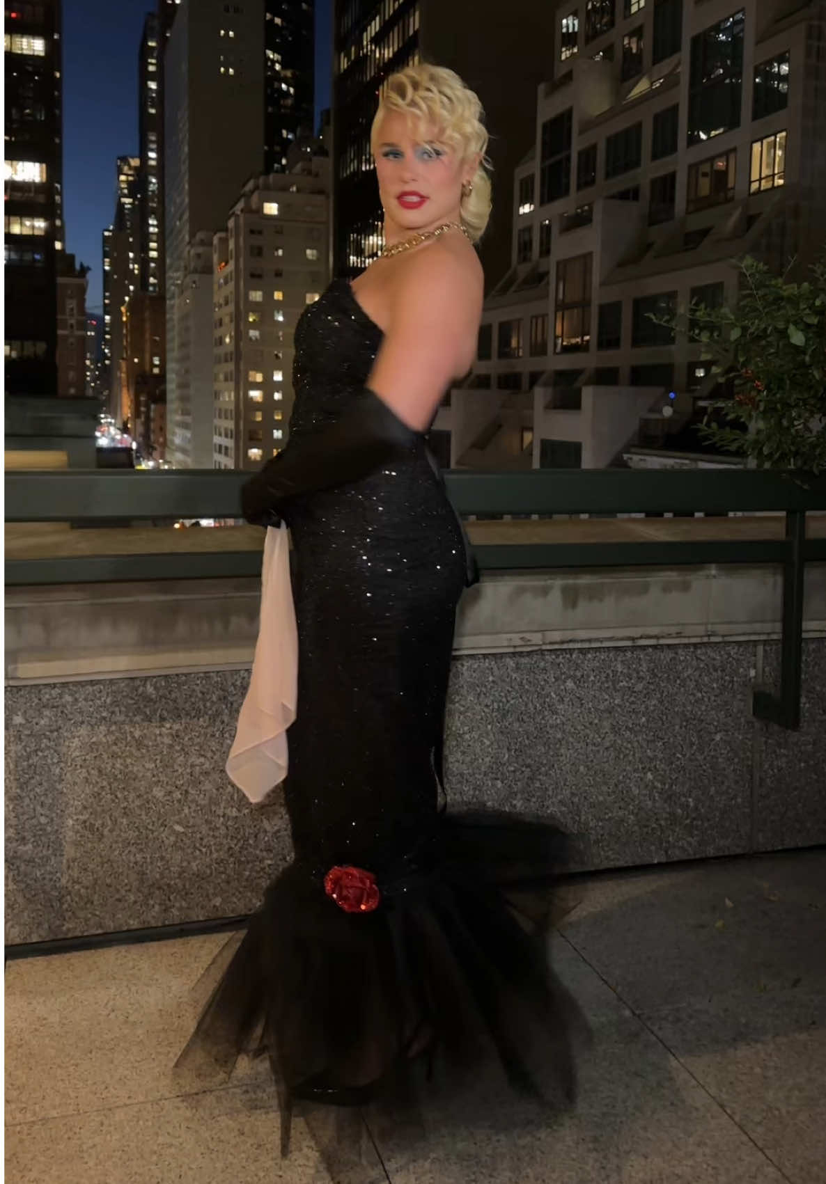 Buff Barbie, Ladies and Gentlemen