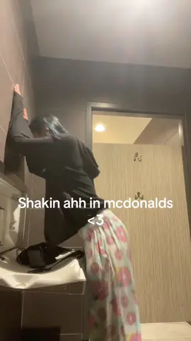 #fakebody#fyp #mcdonalds #ilovemcdonalds #moneyformcdonalds