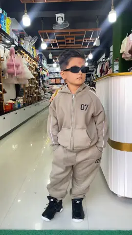 Premium quality Baby girl/ boy hoddie set(size2/3 years to 7/8 years)#babyhoddieset#bachhabachhishop #kidsshopdamak #oppositeprabhubank #delevery_avaible_all_over_nepal @Suraz jung Basnet @Sujata chauhan @Like clothes shop 