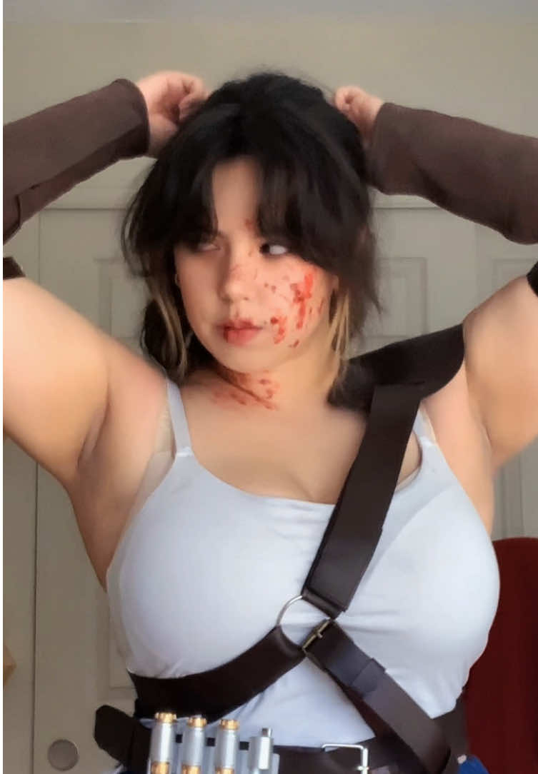 Wouldn’t be a Lee post without an outfit compilation, but anyways! HAPPY HALLOWEEN!!! 🎃 🎃🎃