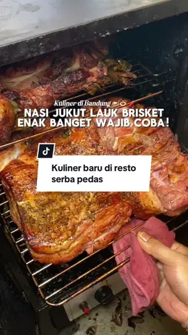 Bandung emang kota kuliner!! Lagi ada yang baru nih, nasi jukut daging brisket 😁 enak loh, cobain yuk! 📍Nasi Pedas Mertua Jl Lombok No 45 Bandung #kulinerbandung #kulinerpedas #brisket #nasipedasmertua 