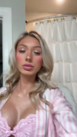 Happy halloweennn #victoriassecret #SuperModel #halloween 