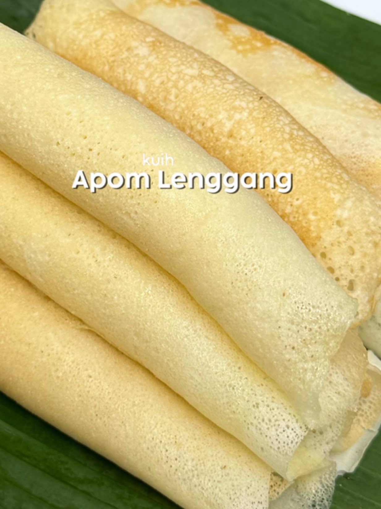 Jgn lupa letak gula!!!!!!!!!! Hehehehehe #apomlenggang #kuihapam #kuihmelayu #kuihtradisional #tepungcapgoldencoins 