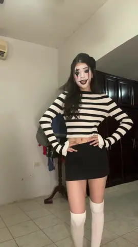 Se me manchó la falda de polvo 😔#fyppppppppppppppppppppppp #viraltiktok #fypシ #viralvideo 