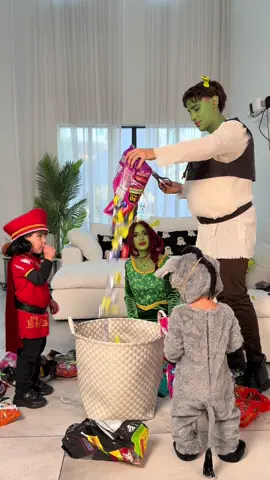 Hoy dimos muchos dulces🫶🏼