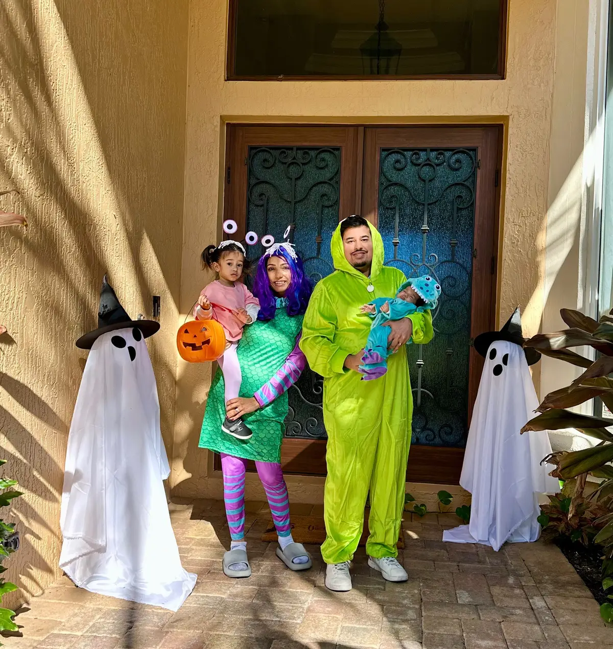 #family #monstersinc #parentsoftiktok #momanddad 