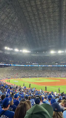 How are my @Toronto Blue Jays fans feeling!!! #WorldSeries #torontobluejays #wantitall #MLB #ladodgers 