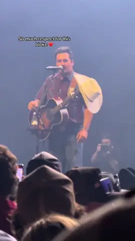 @Wade Forster #countrymusic #wadeforster #australia #treatyoakrevival 