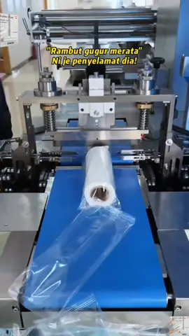 Mudah keja betul bila guna roller stick ni taw..semua habuk rambut gugur melekat habis#rollerstick #stickyroller #lintroller #lintremover #rollerhabuk 