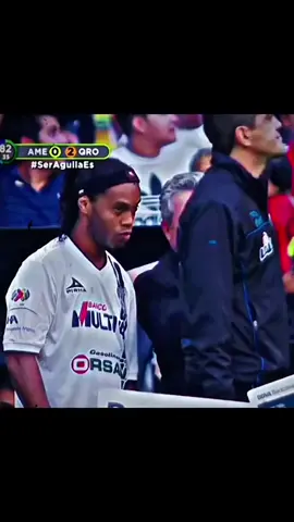 Ronaldinho la Leyenda que le dio dias de Gloria al Queretaro FC....#estilodeportivo #ronaldinho 