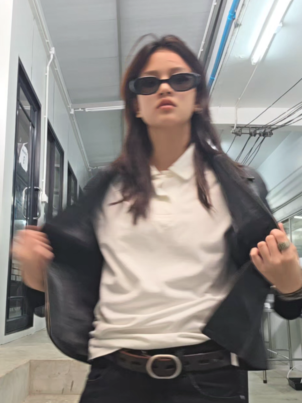 เข็มขัดเบี้ยว ไม่เฟี้ยวได้ไง #singha_luang 