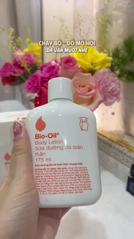 BIO OIL quá nổi tiếng với dầu chống rạn da, nhưng em body lotion này phải nói mềm mại mà cấp ấp sâu, đi tập hay vận động cả ngày cũng vẫn đủ ẩm mà không lo nhờn rít lunn 🫶🏻 #biooil #bodycare #nangthuvathich 