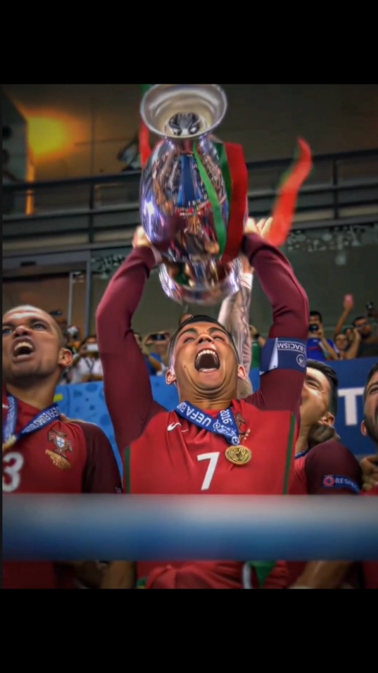 The moment Ronaldo surpassed himself #ronaldo #cristianoronaldo #ishowspeed #fcbarcelona #marcelo #haaland #foryoupage #messi #MAbappe #championsleague #football #DiogoJota #neymar 