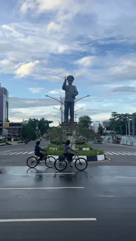 Palangkaraya City — a peaceful capital in the heart of Borneo, where the rhythm of the river meets the pulse of the city. Surrounded by endless greenery and warm smiles, it’s a place where nature, culture, and serenity live as one. 🌿🌅” Every sunrise paints the sky in soft golden tones, while evenings bring a calm breeze across the Kahayan River. In Palangkaraya, life moves gently — not in a rush, but full of meaning. It’s a city that invites you to slow down, breathe, and feel the soul of Borneo. #PalangkarayaVibes #KahayanRiver #HeartOfBorneo #TropicalSerenity #ExploreKalimantan 